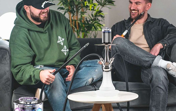 What are the types of electronic atomizers and their characteristics